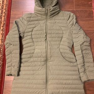 Women's Lululemon Olive winter jacket size 8